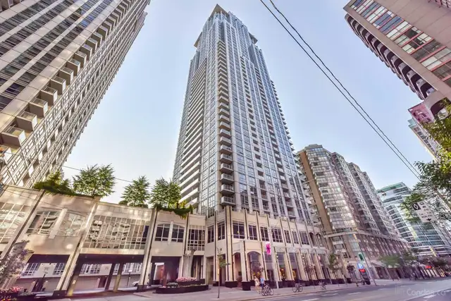 COLLEGE PARK: 2 Bedroom Condo For Rent Downtown Toronto wPRKG
