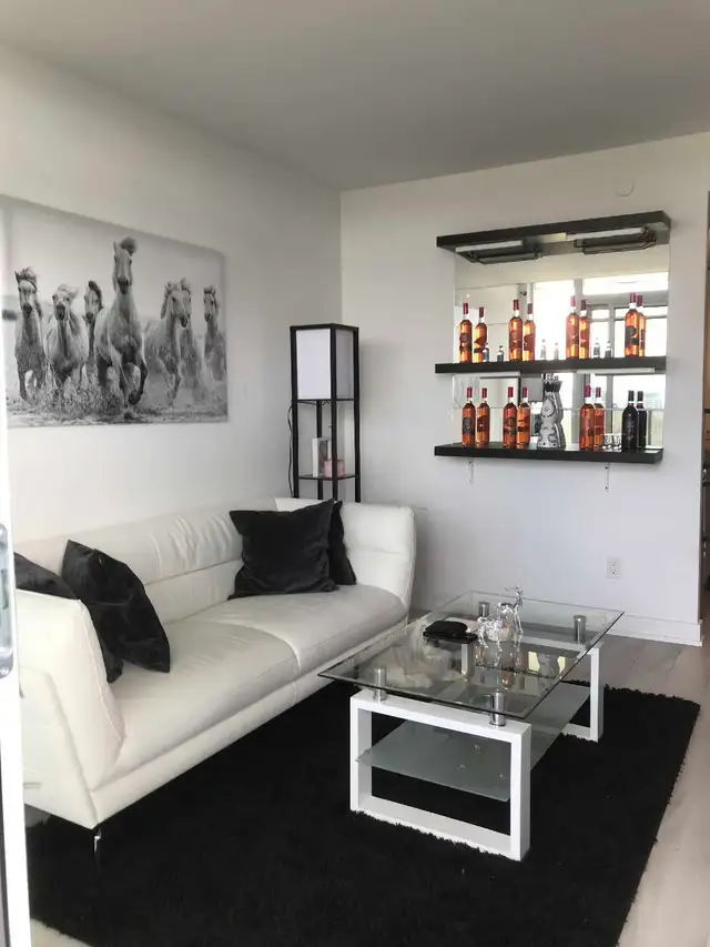 1 BED/ 1 BATH CONDO FOR RENT YORDALE