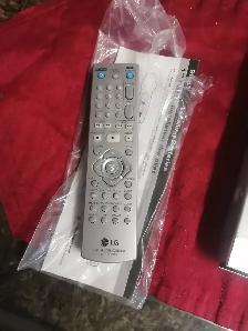 LG DVD player with remote - Photo 6