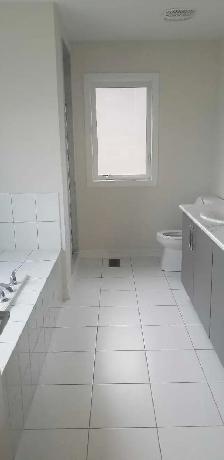 Master bedroom for rent in Bowmanville $1200 - Photo 6