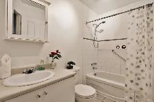 5 Bedrooms apartment, fully furnished, Plateau Mont Royal - Photo 7