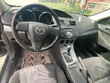 2011 Mazda 3 - Photo 4