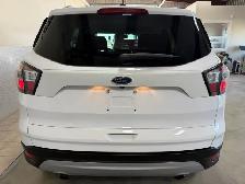 2017 Ford Escape SE / AWD / Low K / O Accident - Photo 4