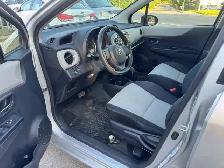 2013 Toyota Yaris LE - Photo 11