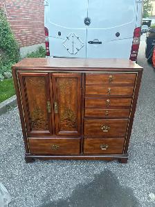 Free delivery antique Vintage Wooden Cabinet with  Crane Design - Photo 6