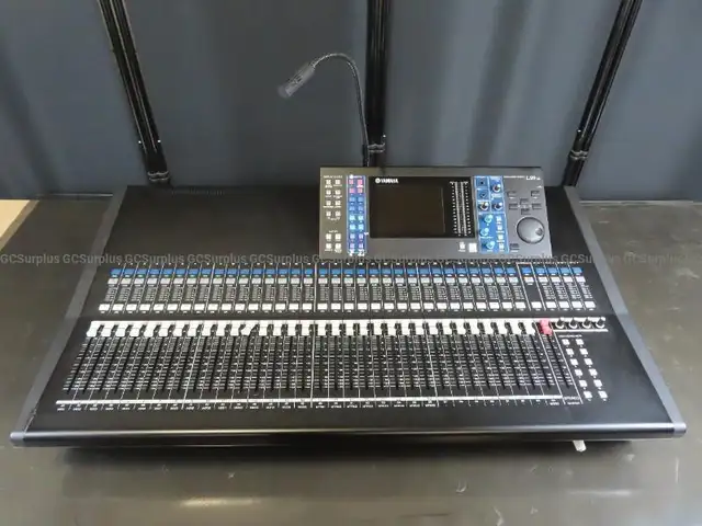 Yamaha LS9-32 32-Input Digital Mixing Console  HUGEproaudioSALE