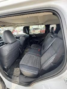 2024 Mitsubishi Outlander LE S-AWC Local Trade, Low Kilometer, 3 - Photo 8