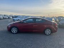 2016 Hyundai Elantra GL AUTO 4DR / LOW KM / HEATED SEATS - Photo 4