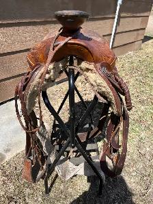Vintage Eamor Roping Saddle - Photo 3
