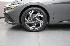 2025 Hyundai Elantra Preferred Tech Sunroof, Heated Seats/Wheel, - Photo 4