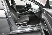 2025 Hyundai Elantra Preferred Tech Sunroof, Heated Seats/Wheel, - Photo 25
