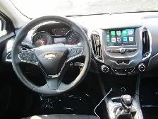 2018 Chevrolet Cruze HB 1.4L LT Carplay / Backup Camera / Heated - Photo 2