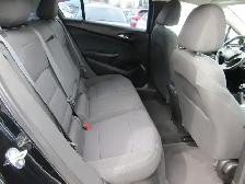 2018 Chevrolet Cruze HB 1.4L LT Carplay / Backup Camera / Heated - Photo 27