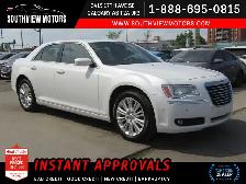 2014 Chrysler 300 AWD Leather / Sunroof / Backup Camera / New Ti