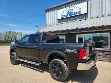 2018 Ram 2500 Crew Cab 4X4 ST 6.7L MANUAL - Rebuilt Title - Photo 2