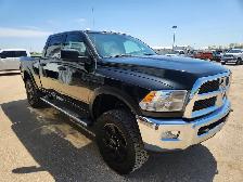 2018 Ram 2500 Crew Cab 4X4 ST 6.7L MANUAL - Rebuilt Title - Photo 3