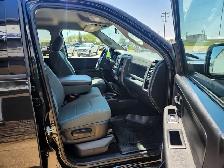 2018 Ram 2500 Crew Cab 4X4 ST 6.7L MANUAL - Rebuilt Title - Photo 14