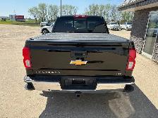 2017 Chevrolet 1500 Crew Cab 4X4 LTZ 5.3L - Rebuilt Title - Photo 6