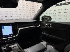 2022 Volvo S60 - Photo 29