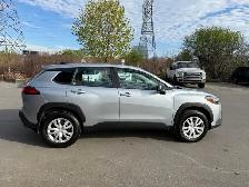 2024 Toyota Corolla Cross L FWD, ONE OWNER, NO ACCIDENT - Photo 6