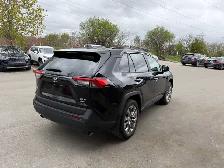 2025 Toyota RAV4 XLE AWD, PREMIUM, LEATHER, SUNROOF - Photo 9