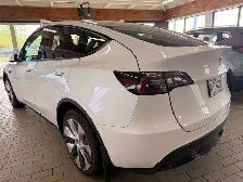 2023 Tesla Model Y Long Range - Photo 2