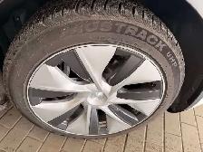 2023 Tesla Model Y Long Range - Photo 8