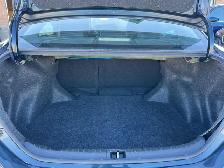 2019 Toyota Corolla SE | CLEAN CARFAX | BACK-UP CAM | HTD SEATS - Photo 16