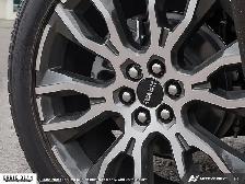 2026 GMC Acadia Denali Ultimate - Photo 8