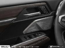 2026 GMC Acadia Denali Ultimate - Photo 15
