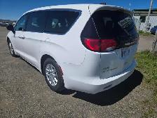2024 Chrysler Grand Caravan SXT - Photo 5