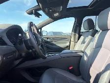 2024 Buick Enclave Premium AWD 3.6L | Power Sunroof - Photo 6