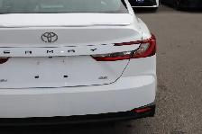 2026 Toyota Camry SE Hybrid - Photo 3