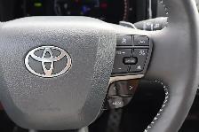 2026 Toyota Camry SE Hybrid - Photo 9