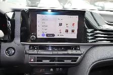 2026 Toyota Camry SE Hybrid - Photo 12