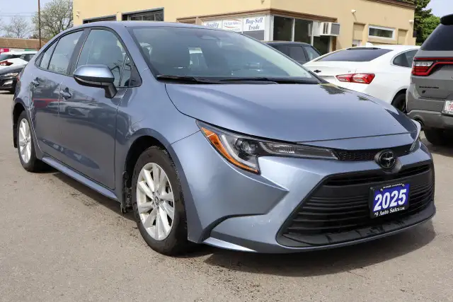 2025 Toyota Corolla LE Plus Sunroof