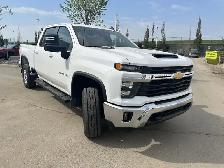 2025 Chevrolet Silverado 3500HD LT 6.6L Duramax | Heated Seats - Photo 2