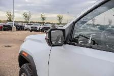 2026 GMC Canyon Denali - Photo 14