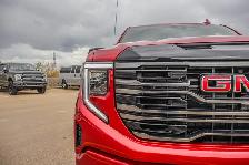 2026 GMC Sierra 1500 AT4 - Photo 11