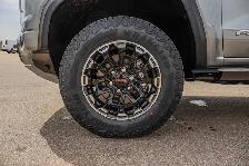 2026 GMC Canyon AT4 - Photo 13