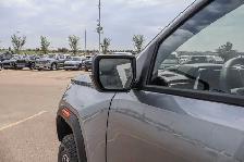 2026 GMC Canyon AT4 - Photo 14