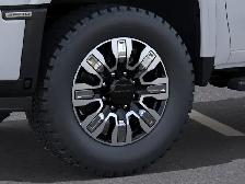2026 GMC Sierra 3500HD Denali - Photo 9