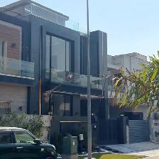 Designer's House on Sale - Photo 3