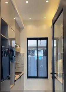 Designer's House on Sale - Photo 6