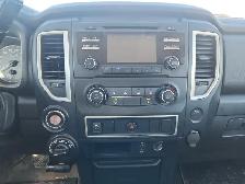 2017 Nissan Titan - Photo 21