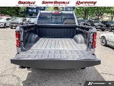2025 Ram 1500 SPORT | CREW | CLEAN CARFAX | 1 OWNER | SPRAY IN | - Photo 12