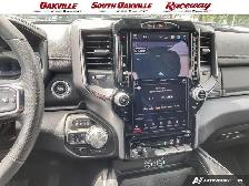2025 Ram 1500 SPORT | CREW | CLEAN CARFAX | 1 OWNER | SPRAY IN | - Photo 19