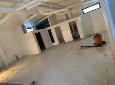Charpentier Menuisier prend  Contrat - Photo 2