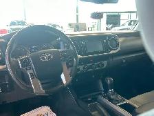 2016 Toyota Tacoma SR5 Accident Free|Ontario Vehicle|Lots Of... - Photo 14