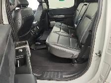 2023 Ford F-150 LARIAT 502A High Black Appear. Pkg   Sport Pkg - Photo 11